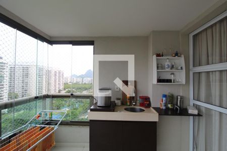 Sala - Varanda de apartamento para alugar com 4 quartos, 110m² em Jacarepaguá, Rio de Janeiro