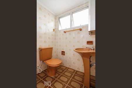 Banheiro de apartamento à venda com 3 quartos, 70m² em Piratininga, Osasco