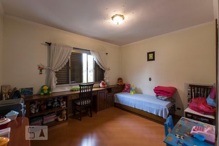 Casa à venda com 450m², 4 quartos e 8 vagas2o. Andar - Suíte 3