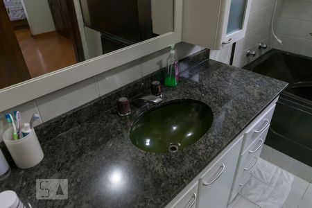 Casa à venda com 450m², 4 quartos e 8 vagas2o. Andar - Suíte 4 - Banheiro (Pia)