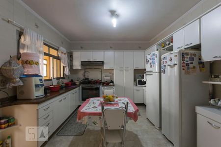 Casa à venda com 450m², 4 quartos e 8 vagas1o. Andar - Cozinha