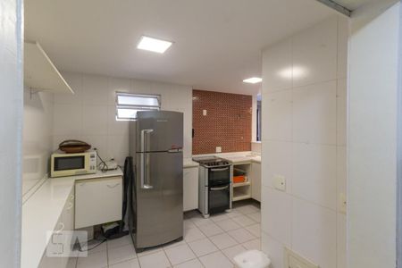 Apartamento para alugar com 103m², 3 quartos e 2 vagas Apartamento para alugar com 103m², 3 quartos e 2 vagasCozinha