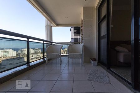 Apartamento para alugar com 103m², 3 quartos e 2 vagas Apartamento para alugar com 103m², 3 quartos e 2 vagasVaranda