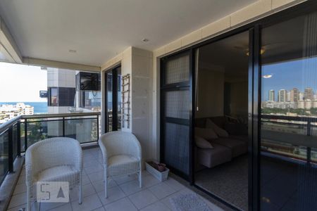 Apartamento para alugar com 103m², 3 quartos e 2 vagas Apartamento para alugar com 103m², 3 quartos e 2 vagasVaranda