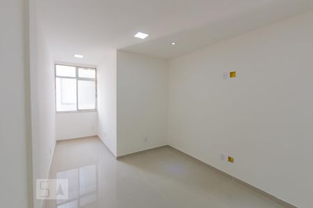 Apartamento à venda com 80m², 2 quartos e 1 vagaQuarto 2