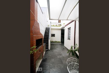 Casa à venda com 172m², 4 quartos e 1 vaga Casa à venda com 172m², 4 quartos e 1 vagaQuintal