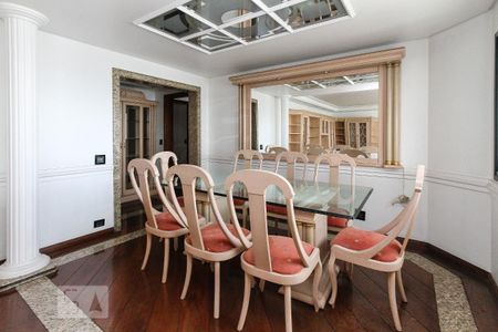 Apartamento para alugar com 168m², 3 quartos e 2 vagas Apartamento para alugar com 168m², 3 quartos e 2 vagasSala de Jantar