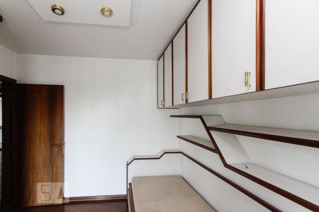 Apartamento para alugar com 168m², 3 quartos e 2 vagas Apartamento para alugar com 168m², 3 quartos e 2 vagasQuarto 02