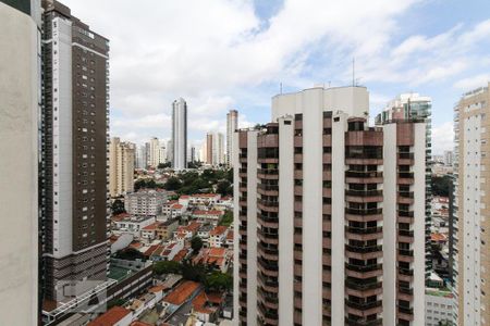 Apartamento para alugar com 168m², 3 quartos e 2 vagas Apartamento para alugar com 168m², 3 quartos e 2 vagasVista do Quarto 02
