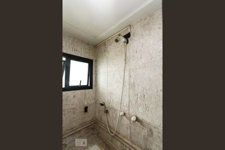 Apartamento para alugar com 168m², 3 quartos e 2 vagas Apartamento para alugar com 168m², 3 quartos e 2 vagasBanheiro da Suite