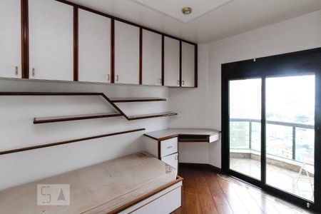 Apartamento para alugar com 168m², 3 quartos e 2 vagas Apartamento para alugar com 168m², 3 quartos e 2 vagasQuarto 02