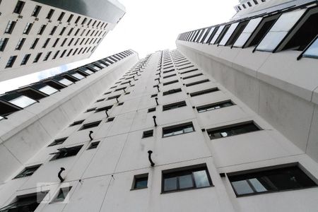Apartamento para alugar com 168m², 3 quartos e 2 vagas Apartamento para alugar com 168m², 3 quartos e 2 vagasFachada do bloco