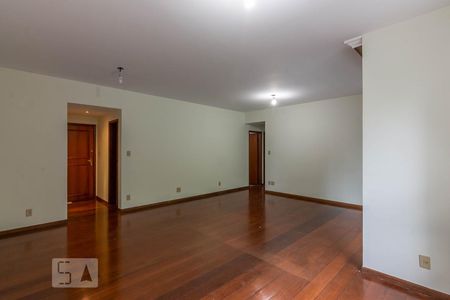 Sala  de Apartamento com 4 quartos, 150m² Serra