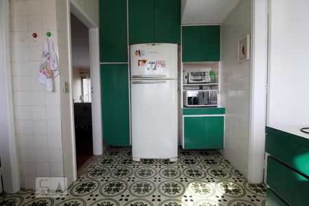 Apartamento à venda com 168m², 4 quartos e 3 vagasCozinha