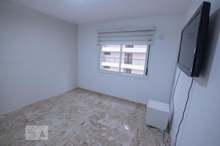 Suíte de apartamento à venda com 3 quartos, 162m² em Parque Industrial Tomas Edson, São Paulo