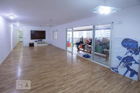 Sala de apartamento à venda com 3 quartos, 162m² em Parque Industrial Tomas Edson, São Paulo