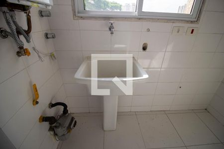 Apartamento para alugar com 130m², 4 quartos e 3 vagas Apartamento para alugar com 130m², 4 quartos e 3 vagasArea de Serviço