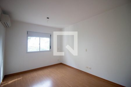 Apartamento para alugar com 130m², 4 quartos e 3 vagas Apartamento para alugar com 130m², 4 quartos e 3 vagasQuarto Suite 4