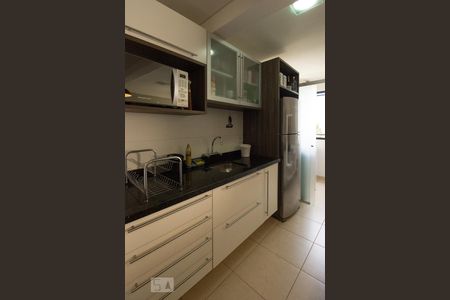 Apartamento para alugar com 64m², 2 quartos e 1 vagaCozinha