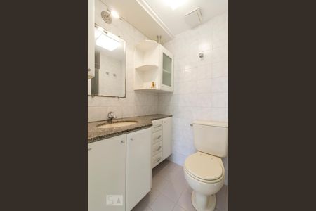 Apartamento à venda com 68m², 3 quartos e 1 vaga Apartamento à venda com 68m², 3 quartos e 1 vagaBanheiro