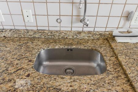 Apartamento para alugar com 65m², 2 quartos e 1 vaga Apartamento para alugar com 65m², 2 quartos e 1 vagaPia da Cozinha