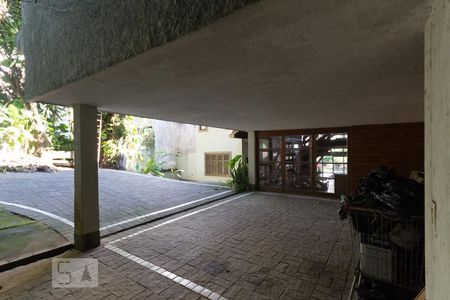 Casa à venda com 600m², 5 quartos e 4 vagasGaragem