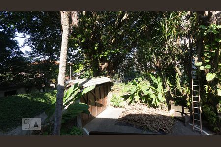 Casa à venda com 600m², 5 quartos e 4 vagasVista