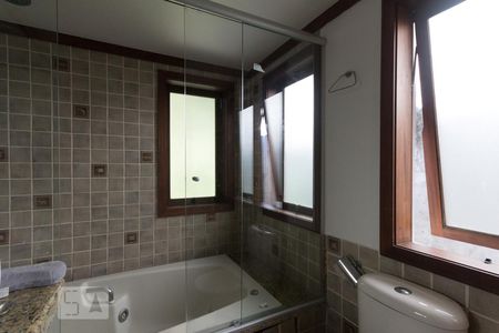 Casa à venda com 600m², 5 quartos e 4 vagasBanheiro (Suíte 2)