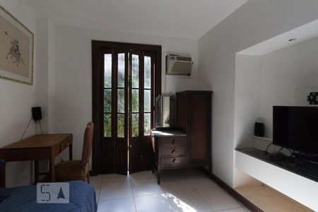 Casa à venda com 600m², 5 quartos e 4 vagasQuarto 3