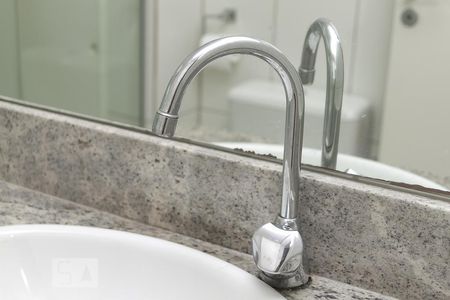 Apartamento para alugar com 80m², 2 quartos e 2 vagasSuite Banheiro