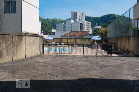 Apartamento para alugar com 82m², 2 quartos e 1 vaga Apartamento para alugar com 82m², 2 quartos e 1 vagaPiscina