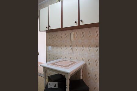 Apartamento para alugar com 67m², 2 quartos e 1 vaga Apartamento para alugar com 67m², 2 quartos e 1 vagaCOZINHA