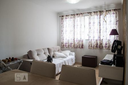Apartamento para alugar com 67m², 2 quartos e 1 vaga Apartamento para alugar com 67m², 2 quartos e 1 vagaSALA