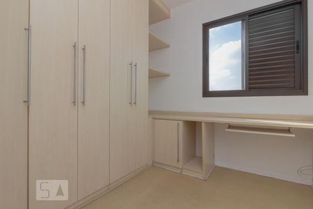 Quarto suíte 1 de apartamento para alugar com 2 quartos, 65m² em Jardim da Glória, São Paulo