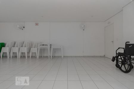 Apartamento para alugar com 65m², 2 quartos e 1 vaga Apartamento para alugar com 65m², 2 quartos e 1 vagaSalão de festas