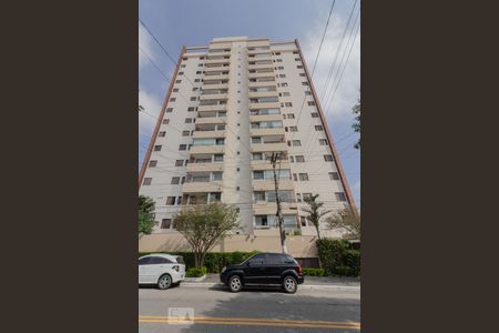 Apartamento para alugar com 65m², 2 quartos e 1 vaga Apartamento para alugar com 65m², 2 quartos e 1 vagaFachada