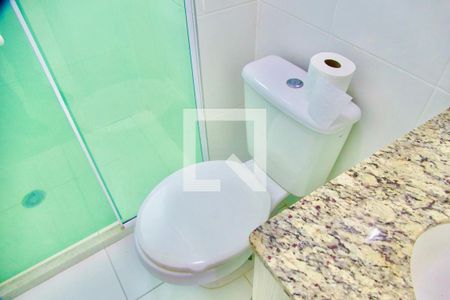 Apartamento à venda com 82m², 3 quartos e 1 vaga Apartamento à venda com 82m², 3 quartos e 1 vagaSuíte banheiro