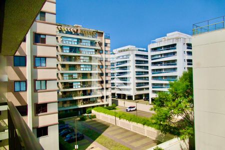 Apartamento à venda com 82m², 3 quartos e 1 vaga Apartamento à venda com 82m², 3 quartos e 1 vagaVaranda vista