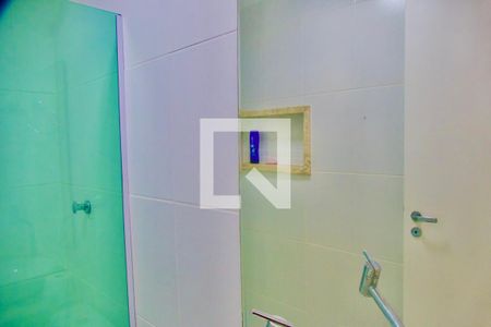 Apartamento à venda com 82m², 3 quartos e 1 vaga Apartamento à venda com 82m², 3 quartos e 1 vagaBanheiro social