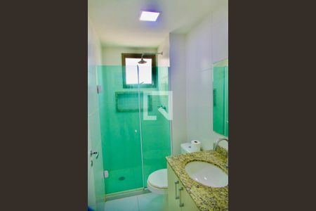 Apartamento à venda com 82m², 3 quartos e 1 vaga Apartamento à venda com 82m², 3 quartos e 1 vagaSuíte banheiro