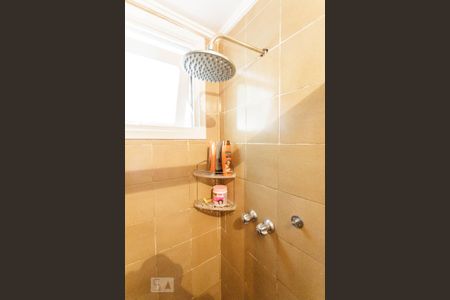 Banheiro de apartamento para alugar com 2 quartos, 60m² em Auxiliadora, Porto Alegre