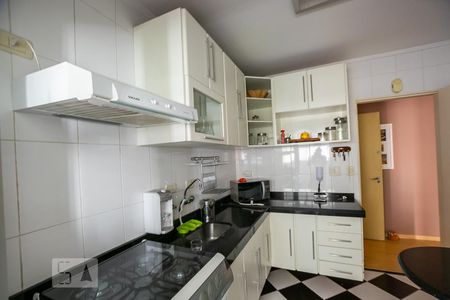 Cozinha de apartamento à venda com 2 quartos, 60m² em Vila Mascote, São Paulo