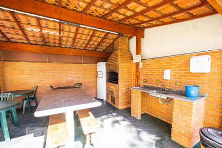 Apartamento à venda com 60m², 2 quartos e 1 vaga Apartamento à venda com 60m², 2 quartos e 1 vagaChurrasqueira