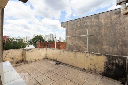 Casa à venda com 130m², 2 quartos e sem vagaQuintal
