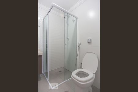 Apartamento para alugar com 168m², 3 quartos e 1 vaga Apartamento para alugar com 168m², 3 quartos e 1 vagaBanheiro da suíte
