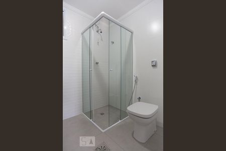 Banheiro de apartamento para alugar com 3 quartos, 168m² em Vila São Jorge, Campinas