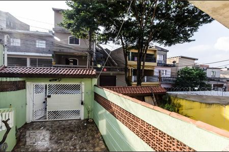 Vista de casa para alugar com 3 quartos, 150m² em Jardim Roberto, Osasco