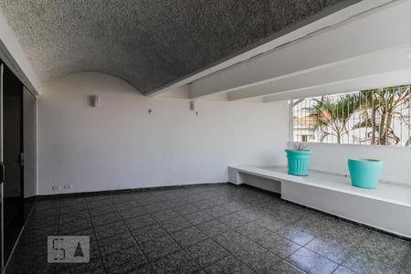 Varanda de casa de condomínio para alugar com 3 quartos, 540m² em Jardim Boa Vista (zona Oeste), São Paulo