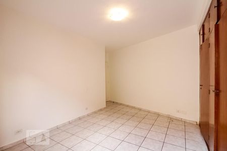 Casa de condomínio para alugar com 540m², 3 quartos e 2 vagasQuarto 2