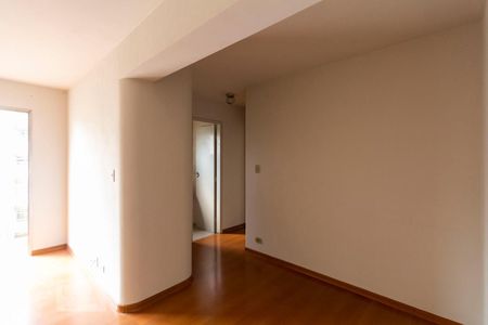 Sala de apartamento para alugar com 2 quartos, 54m² em Parque Imperial, São Paulo